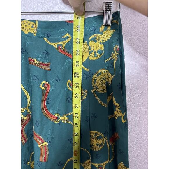 Vintage CHAUS Belts & Medallions Pleated Midi Skirt Green Size S 4 Old Money - Picture 4 of 7